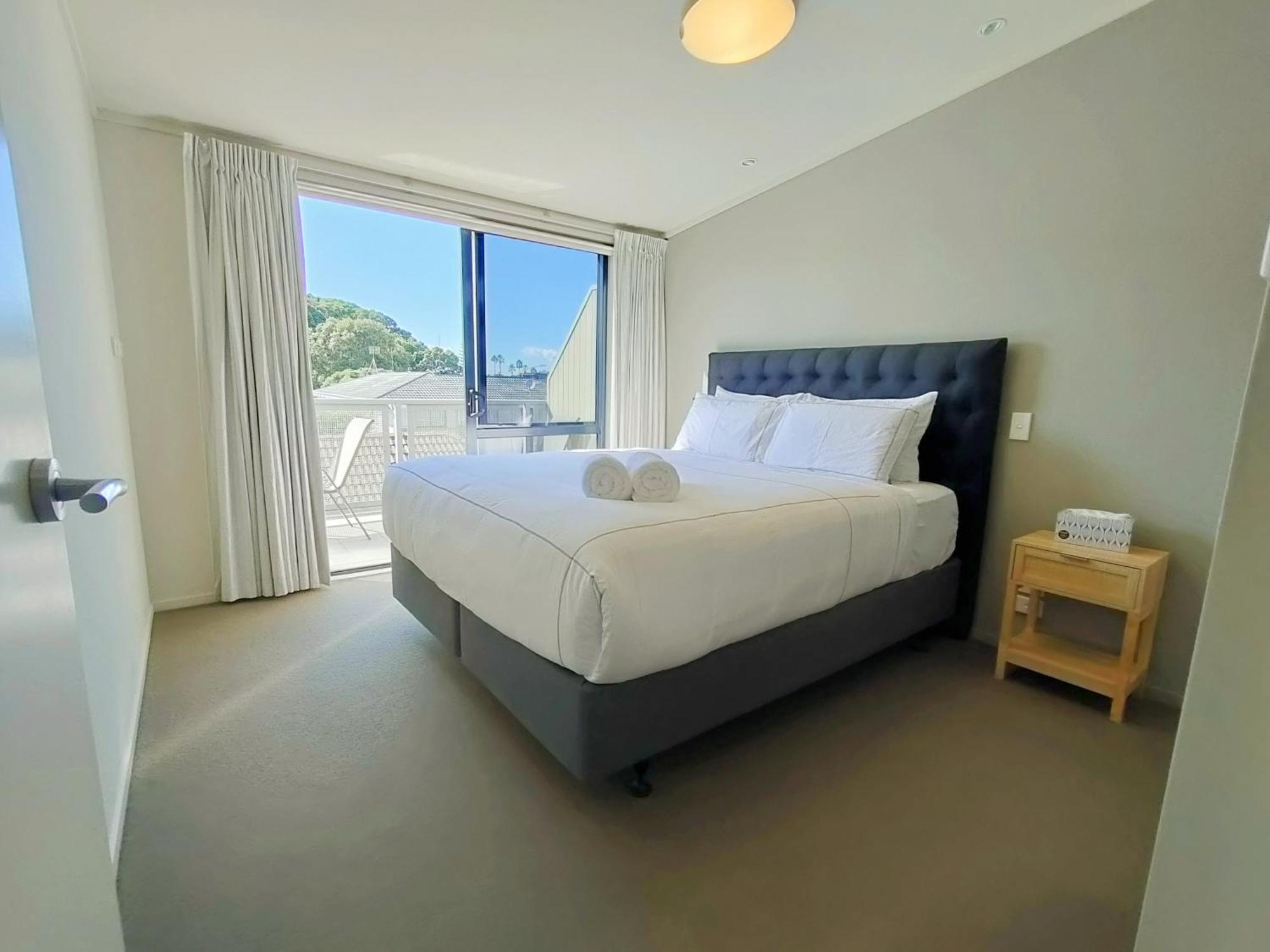 Апартаменты Mount Stunner With King Beds Маунт-Маунгани Экстерьер фото